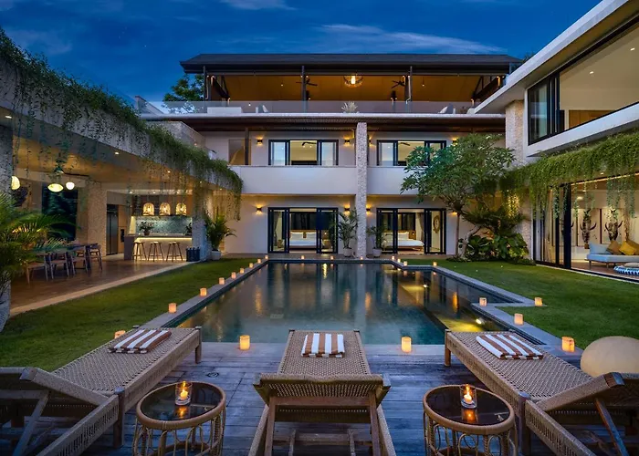 Villa Pantai Indah